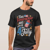 T-shirt 4th of July Birthday Firecracker Born on Fourth  (Devant)