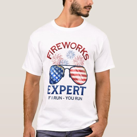 T-shirt 4th of July Fireworks Expert (Devant)
