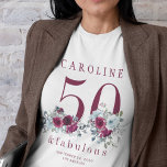 T-shirt 50 et fabuleuse soirée chic florale 50e anniversai<br><div class="desc">Elégante feminine 50 et fabuleux nom de fête d'anniversaire t-shirt personnalisé avec aquarelle rouge bordeaux et bleu poussiéreux bouquets de fleurs et un script de typographie moderne tendance.</div>