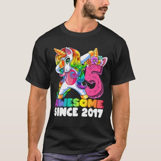 T-shirt 5 Magnifique Depuis 2017 Dabbing Unicorn 5E Annive (Devant)