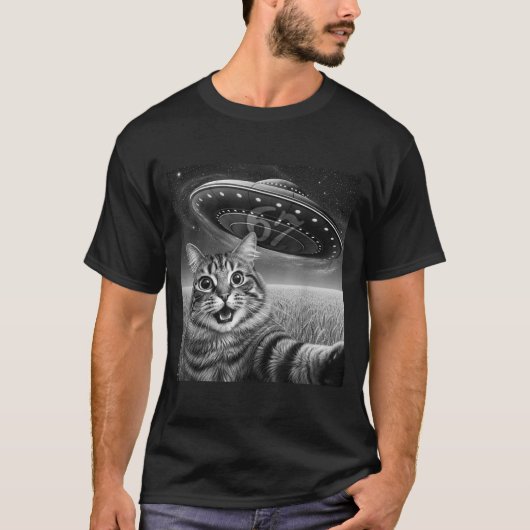 T-shirt 67 Cat Selfie With Alien Ufos Funny Cat Six Seven (Devant)