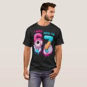 T-shirt 7e anniversaire j'avais 6 ans maintenant j'ai 7 an (Devant entier)