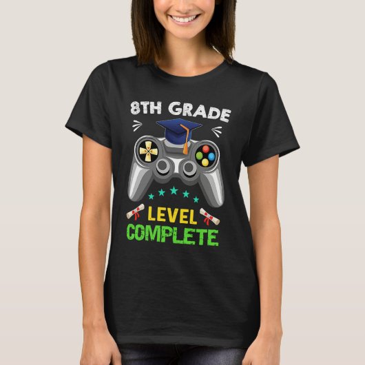 T-shirt 8th Grade Graduation Level Complete Gamer 2022 (Devant)