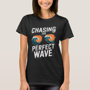 T-shirt À la poursuite de la vague parfaite de surf - Aven
