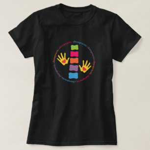 T-shirt à main chiropratique et à colonne verté