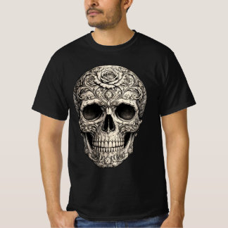 T-shirt A skull adorned with silver and floral designs