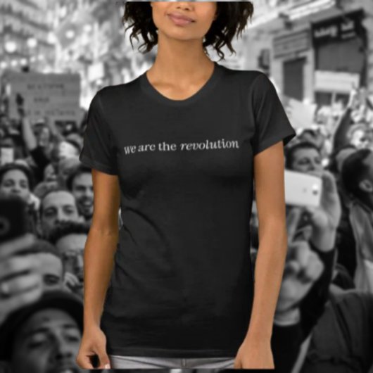 T-shirt à typographie blanche « We Are the Revolut