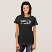 T-shirt Abcd School Rocks 4e année Enseignant Vie Enseigna (Devant entier)