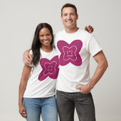 T-shirt Abstract flower design with magenta petals (Unisexe)