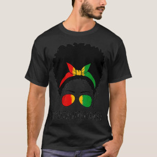 T-shirt Adjointe Principale Femmes Messy Bun Black History