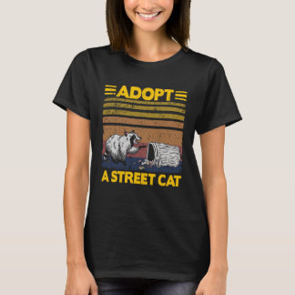 T-shirt Adopter Un Raccoon Street Cat 3