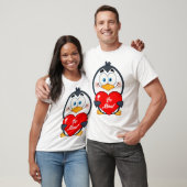 T-shirt Adorable Penguin Holding Be Mine Heart (Unisexe)