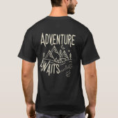 T-shirt Adventure Awaits – Campfire Camping Quote 2026 Des (Dos)