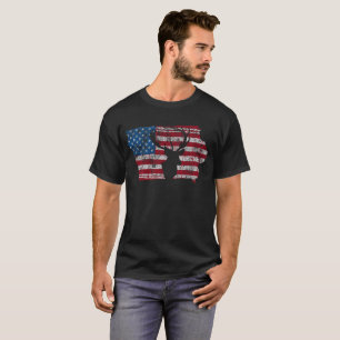 T-shirt affligé par chasse de cerfs communs de