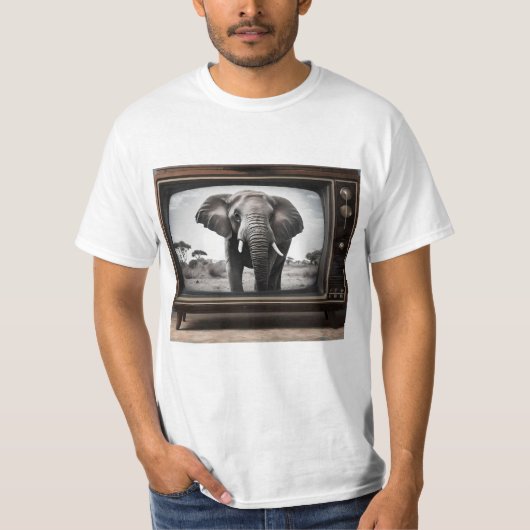 T-shirt African Elephant Sur La Télévision Analogique, (Devant)