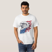 T-shirt Aigle de style tatouage avec drapeau – Conception (Devant entier)