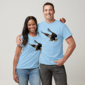 T-shirt Aigle en marche vers le bas (Unisexe)