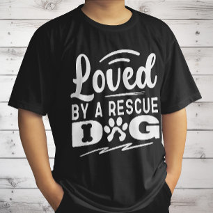 T-shirt Aimé par un chien de sauvetage Cadeaux d'adoption 