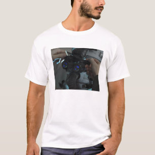 T-shirt Airman ajuste la durée de l'oeil