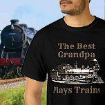 T-shirt Ajouter le nom Plages Train à vapeur Grand-père gr<br><div class="desc">Ajoutez Grand-père (ou tout autre parent) à ce grand T-shirt Steam Train - Voir mon magasin pour beaucoup plus de cadeaux de train.</div>