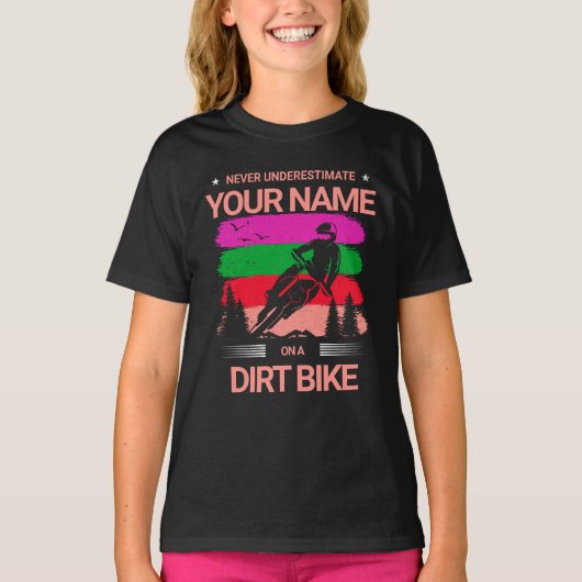 T-shirt Ajouter un nom Changer tout le texte Sous-estimer (Devant)