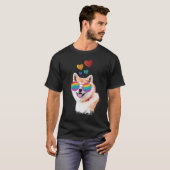 T-shirt Akita Chien avec Coeurs Saint Valentin (Devant entier)