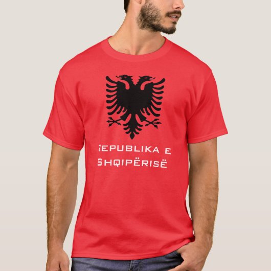 T-shirt Albanais noir Eagle sur l'arrière - plan rouge (Devant)