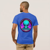 T-shirt Alien extra-terrestre volant un OVNI (Dos entier)