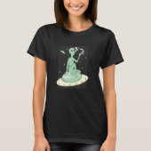 T-shirt Alien Smoking in Outer Space (Devant)