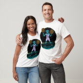 T-shirt Alien Spatial Volant Une Partie De Pizza (Unisexe)