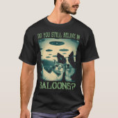T-shirt Alien UFO Hunter chien un chat uso selfie alien (Devant)