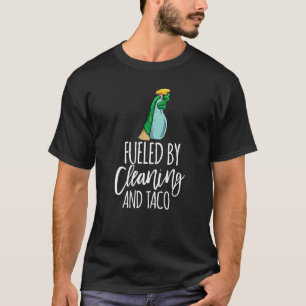 T-shirt Alimenté Par L'Équipe De Nettoyage Et De Nettoyage