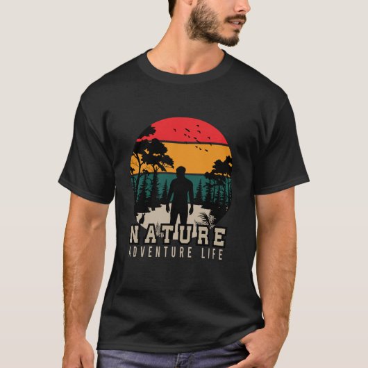 T-shirt Amant de l'aventure en plein air coucher de sole (Devant)