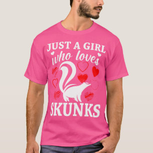 T-shirt Amateurs De Skunk Juste Une Fille Qui Aime Les Sku