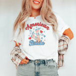 T-shirt American Bride 4 juillet Cowgirl Bachelorette<br><div class="desc">Célébrez votre soirée bachelorette avec style avec notre T-shirt "American Bride" du 4 juillet ! Parfait pour les futurs mariés patriotes, cette chemise présente un thème amusant de cowgirl avec des accents rouges, blancs et bleus. Que vous soyez en train de frapper le rodéo ou de simplement profiter d'une fête...</div>
