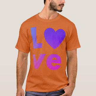 T-shirt Amour avec un cœur violet drôle