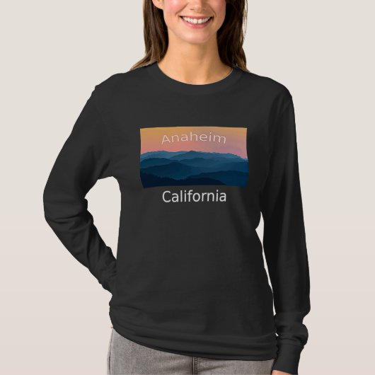 T-shirt Anaheim California Mountain sunset hometown (Devant)