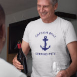 T-shirt Ancres classiques en bateau<br><div class="desc">Le t-shirt blanc du capitaine de bateau sur le thème nautique est illustré en bleu marine d'une ancre classique,  de votre nom et du nom de votre bateau en lettres bleu marine moderne.</div>