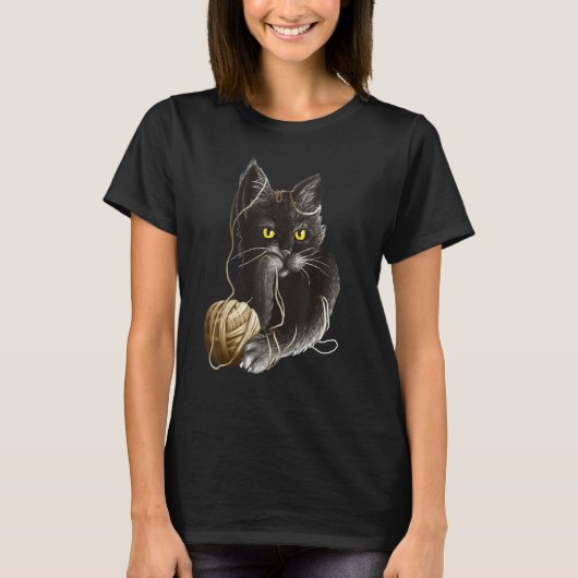 T-shirt Angry Cat With Yellow eyes Stuck in a Ball of Stri (Devant)