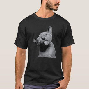 T-shirt Anim de chaton mignon tirant la langue vers vous