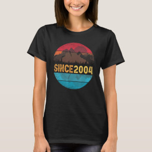 T-shirt Anniversaire 2004 rétro et vintage conçu