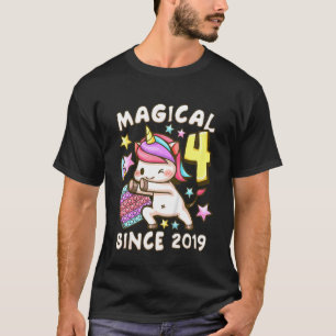 T-shirt Anniversaire de enfant fille 4 ans, née en 2019, U