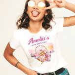 T-shirt Anniversaire du parc d'attractions personnalisé<br><div class="desc">Rollercoaster Party Aquarelle design. Cliquez sur le bouton "customiser plus loin" si vous souhaitez réorganiser et formater le style et le placement du texte. Vous trouverez des articles similaires dans Amusement Park Birthday Collection.</div>