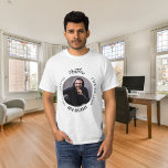 T-shirt Anniversaire noir blanc photo homme mythe légende<br><div class="desc">Sur une chemise de couleur claire. Texte : L'Homme,  Le Mythe,  La Légende. Personnalisez et ajoutez son nom,  son âge et sa photo.</div>