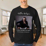 T-shirt Anniversaire photo homme mythe légende nom fun<br><div class="desc">Personnalisez et ajoutez votre propre photo du garçon/homme d'anniversaire. Personnalisez et ajoutez un nom,  40 ans et un texte. Texte : L'Homme,  Le Mythe,  La Légende.</div>