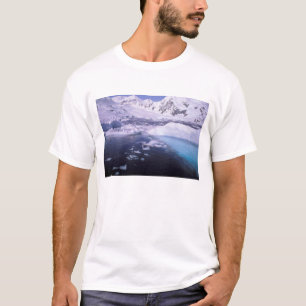 T-shirt Antarctique. Expédition à travers les paysages de