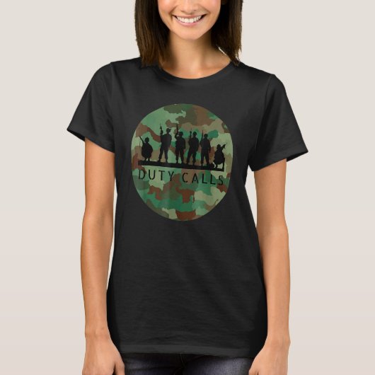 T-shirt Appels de service Cool Camouflage Soldat Figurine (Devant)