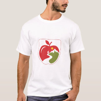T-shirt Apple Mountain Hiking Adventure Logo