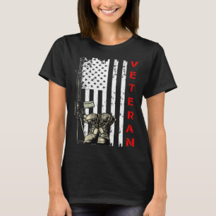 T-shirt Arme à drapeau et bottes de combat des États-Unis