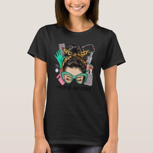 T-shirt ASSISTANTE Médicale Messy Bun Afro Cheveux Infirmi (Devant)